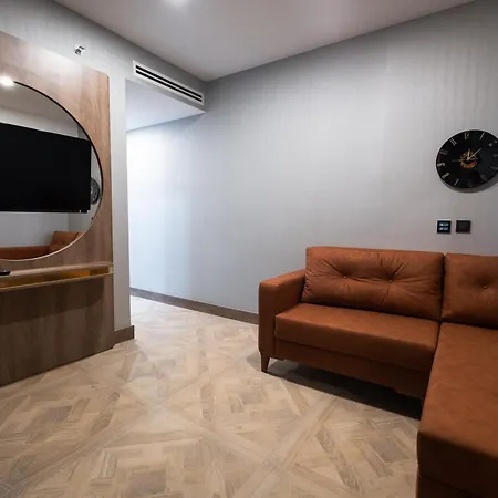 Buke Bomonti 이스탄불