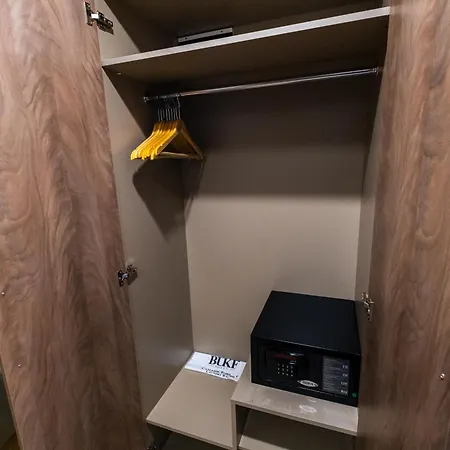 Отель Buke Bomonti